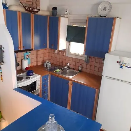 Yria Apartment